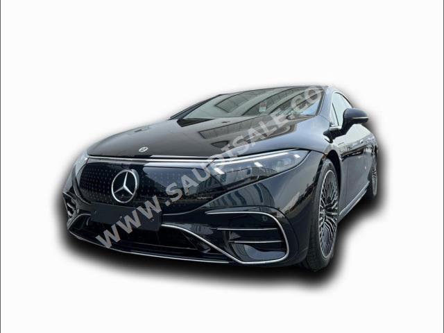 2023 مرسيدس - بنز إي كيو إس 450+