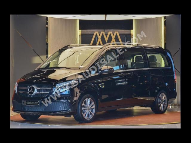 2023 مرسيدس - بنز في 250