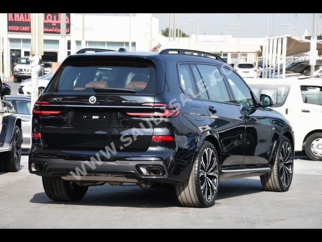 2023 BMW X Series 7