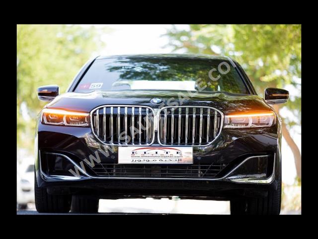 2022 بي ام دبليو الفئة السابعة 730 إل أي