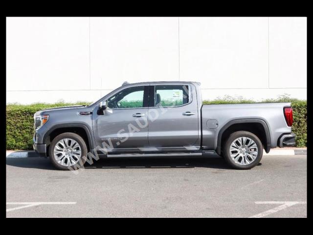 2022 جي ام سي سييرا دينالي