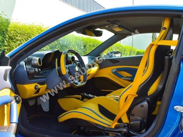 2021 فيراري اف 8 تريبوتو