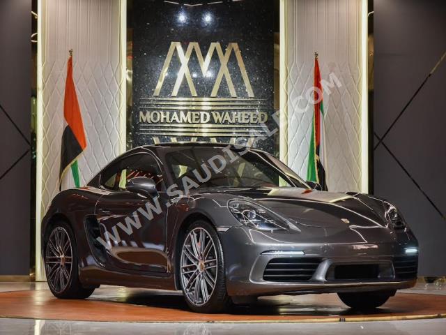 2017 بورش كايمان اس