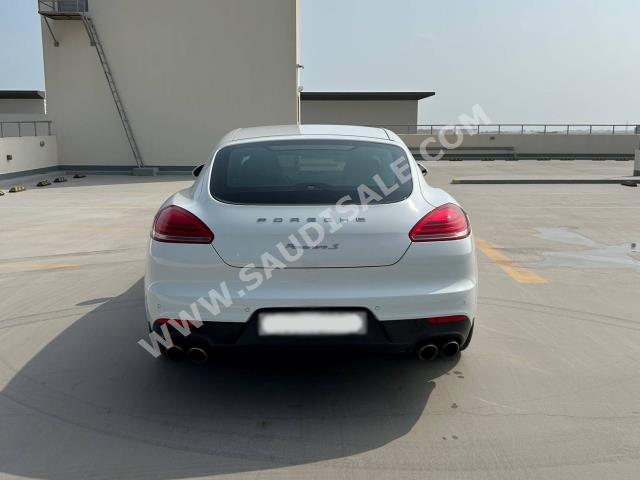 2016 بورش بانميرا اس