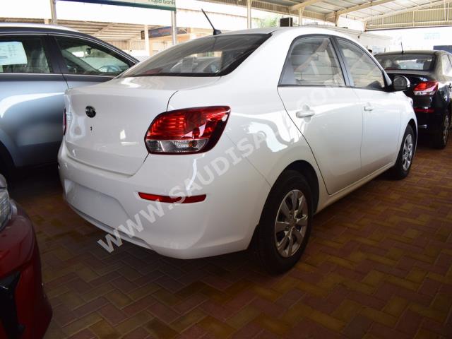 2021 كيا بيجاس