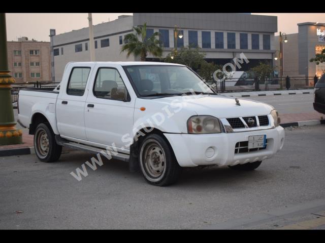 2008 نيسان داتسون غمارتين