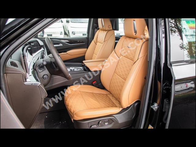 2023 كاديلاك اسكاليد سبورت