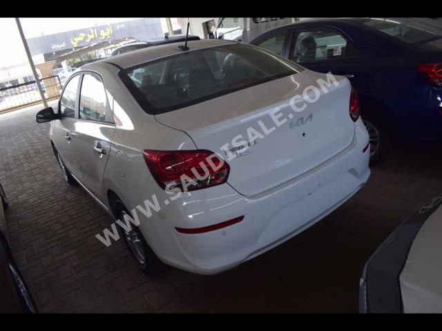 2024 كيا بيجاس