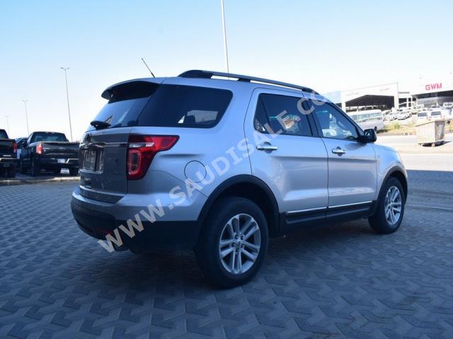 2013 فورد اكسبلورر