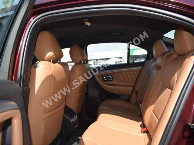 2019 Ford Taurus SEL