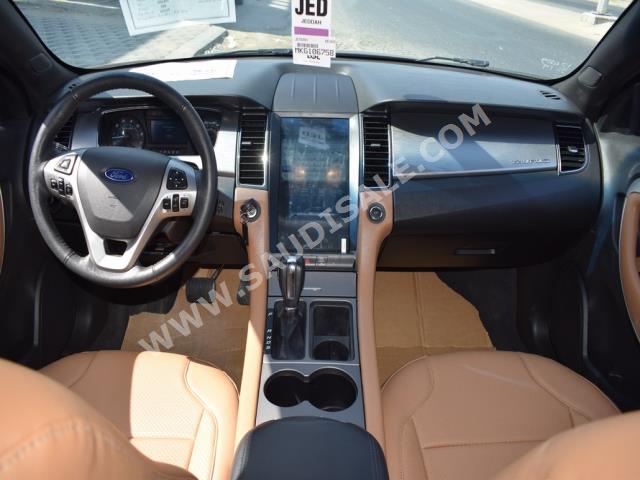 2019 Ford Taurus SEL