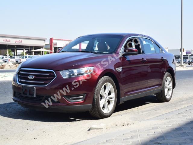 2019 Ford Taurus SEL