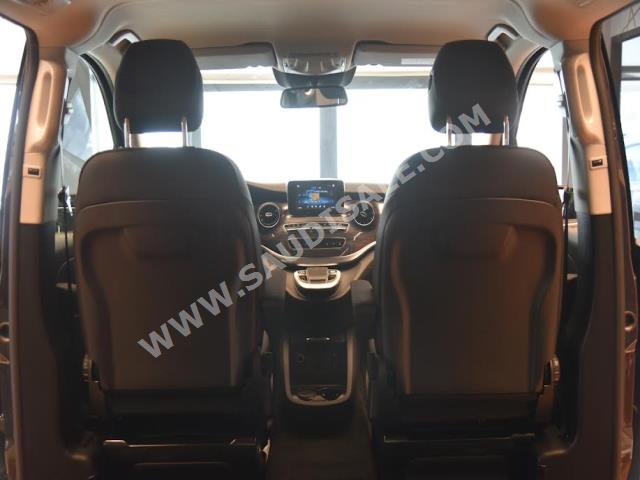 2023 مرسيدس - بنز في 250