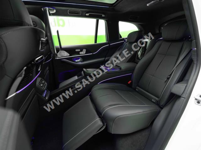 2023 مرسيدس - بنز جي إل إس 600 مايباخ