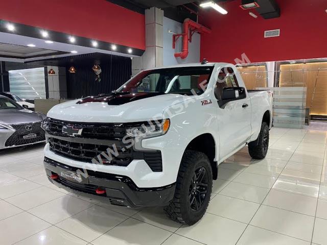 2023 شفروليه سلفرادو زد 71