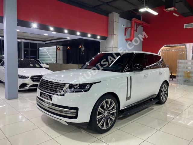 2023 لاند روفر رينج روفر فوج