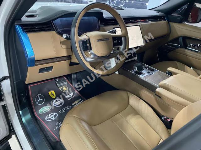 2023 لاند روفر رينج روفر فوج