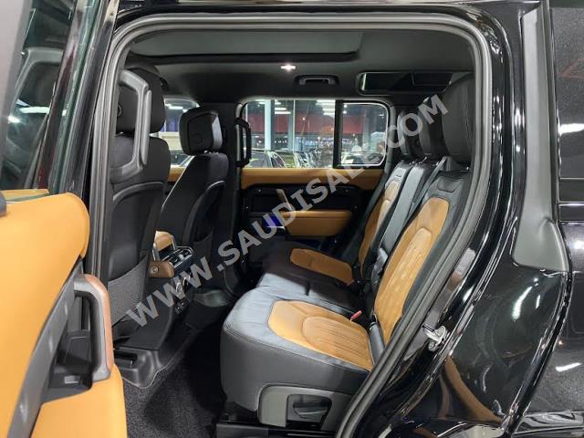 2024 لاند روفر ديفيندر اكس