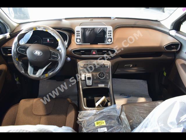 2023 هيونداي سانتا في