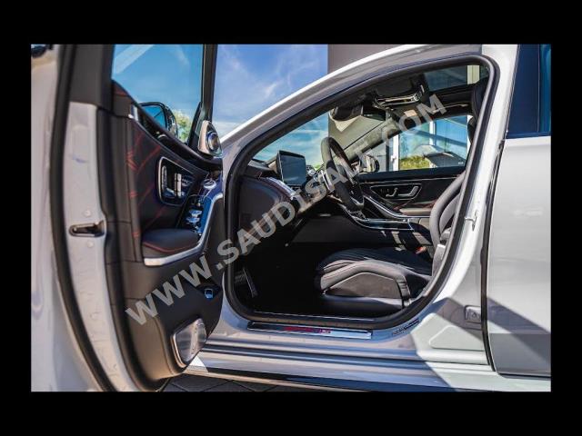 2023 مرسيدس - بنز إس 63 أي إم جي