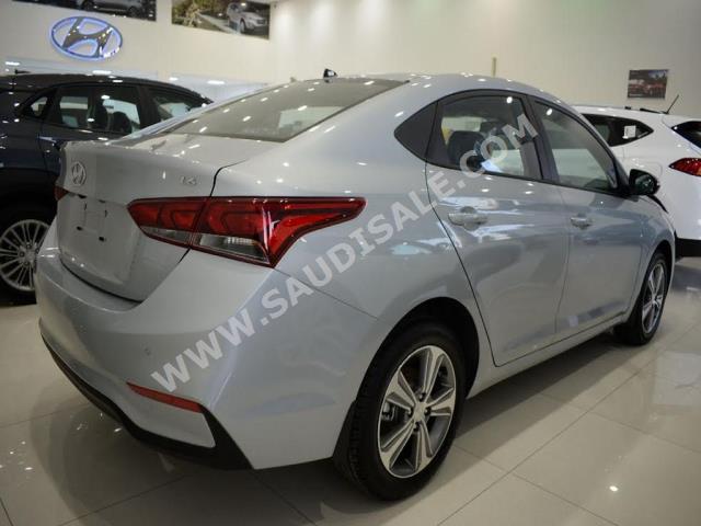 2021 هيونداي اكسنت