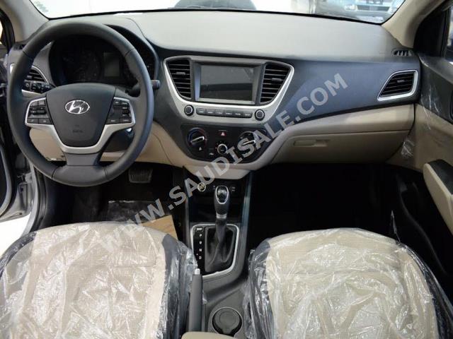 2021 هيونداي اكسنت