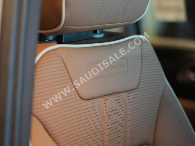 2023 جي ام سي يوكون اصدار خاص