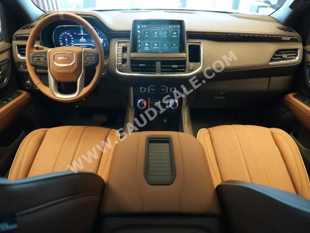 2023 جي ام سي يوكون اصدار خاص