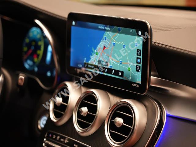 2023 مرسيدس - بنز جي إل سي 200