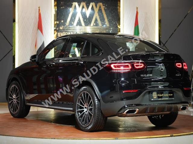 2023 مرسيدس - بنز جي إل سي 200