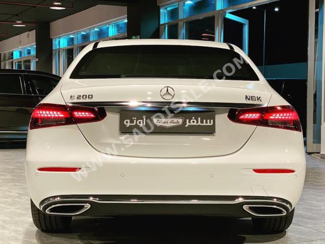 2022 مرسيدس - بنز إي 200