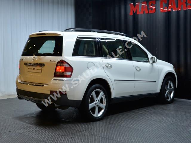 2007 مرسيدس - بنز جي إل 500