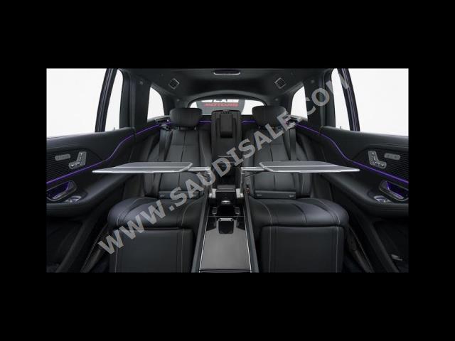 2023 مرسيدس - بنز جي إل إس 600 مايباخ
