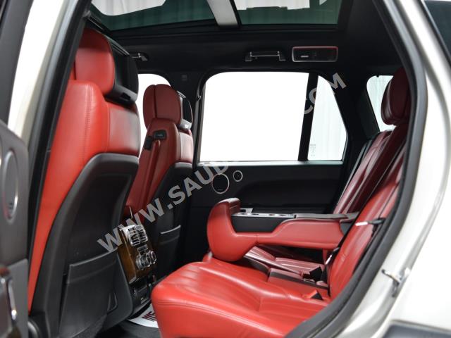 2016 لاند روفر رينج روفر فوج سوبر تشارج