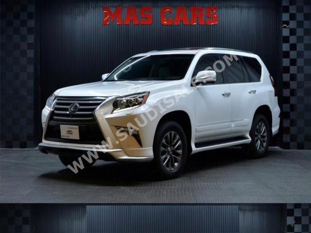 2017 لكزس جي إكس 460