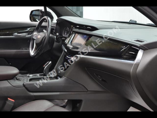 2020 كاديلاك اكس تي 6