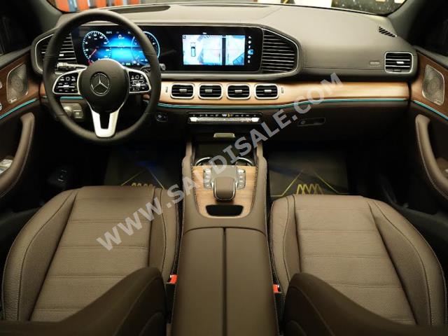 2023 مرسيدس - بنز جي إل إي 450 أي إم جي