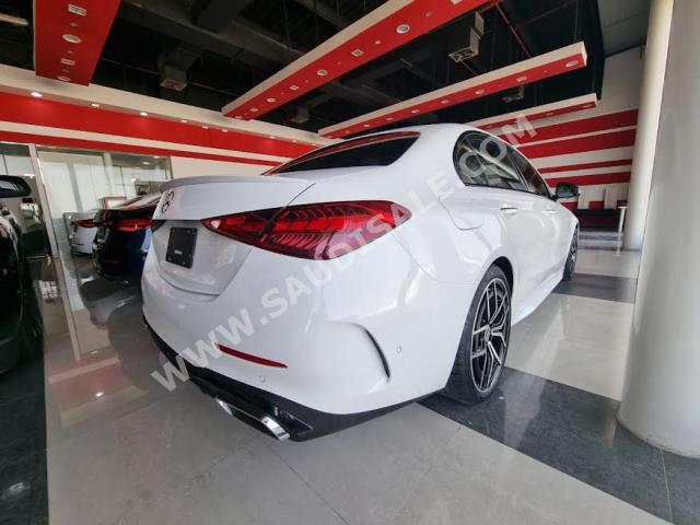 2022 مرسيدس - بنز سي 300