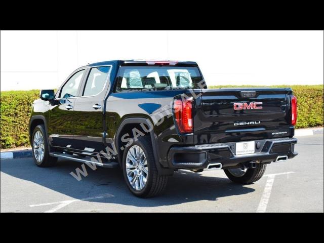 2022 جي ام سي سييرا دينالي