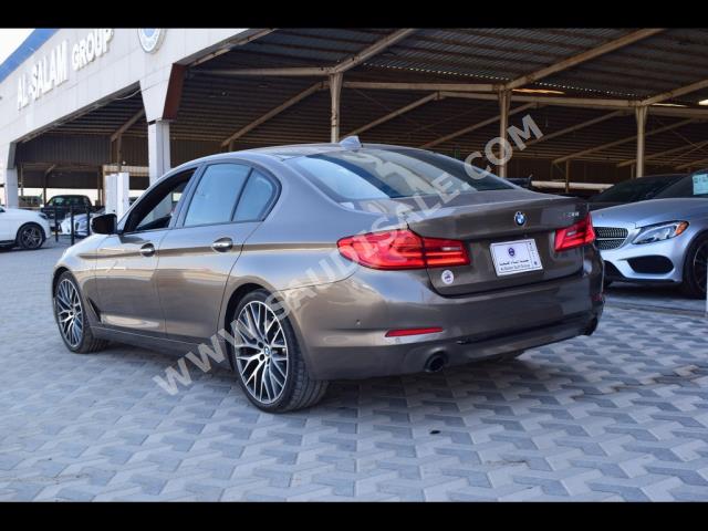 2017 بي ام دبليو الفئة الخامسة 530 أي