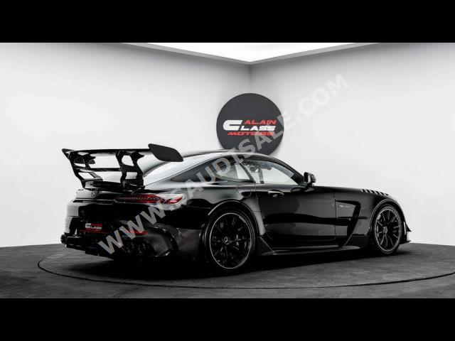 2021 مرسيدس - بنز جي تي بلاك سيريس