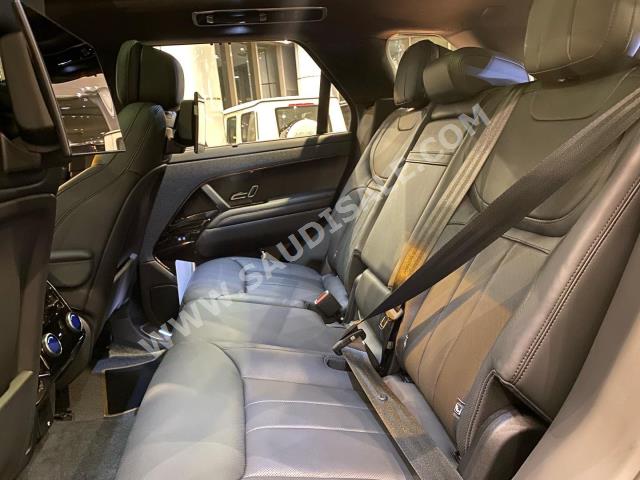 2023 لاند روفر رينج روفر سبورت اوتوبيوجرافي