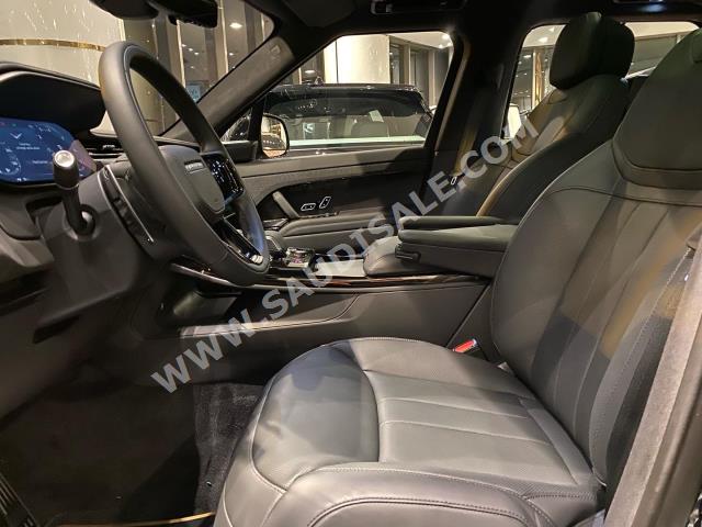 2023 لاند روفر رينج روفر سبورت اوتوبيوجرافي