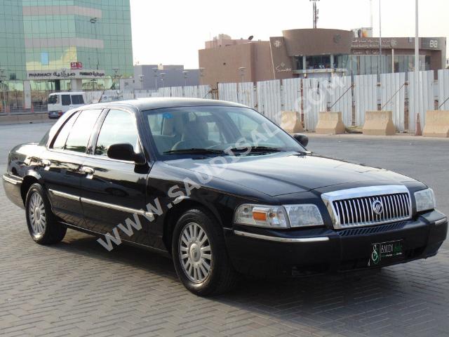 2007 فورد كراون فكتوريا