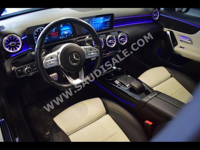 2020 مرسيدس - بنز إي 250