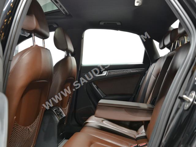 2015 اودي اي 4