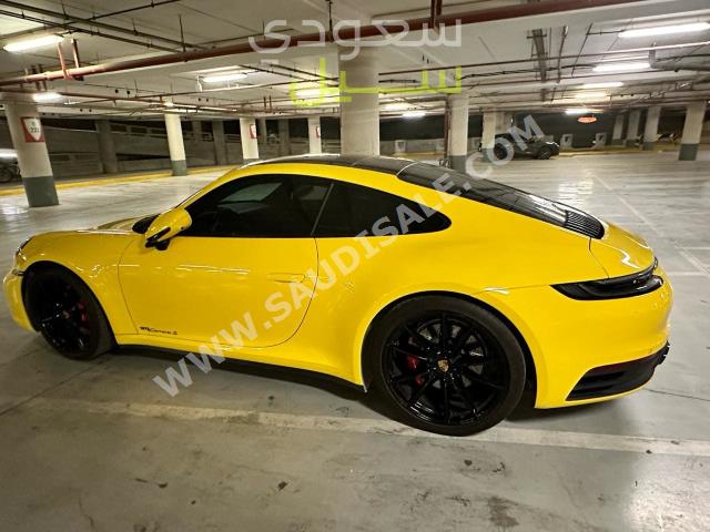 2022 بورش 911 كاريرا اس
