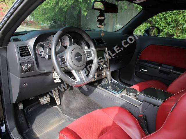 2014 Dodge Challenger SRT8