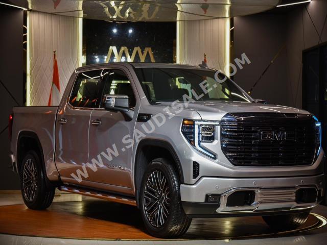 2022 جي ام سي سييرا دينالي