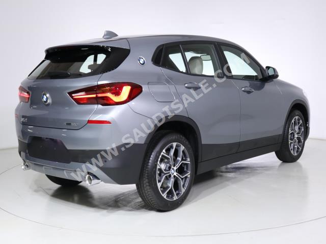 2023 بي ام دبليو الفئة اكس 2